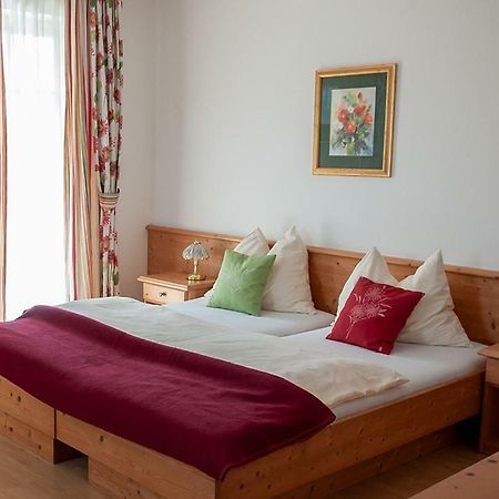 Pension Hiesel-Villa Untersbergblick Anthering ภายนอก รูปภาพ