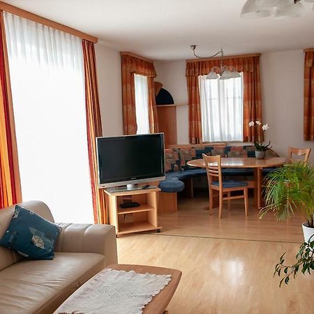 Pension Hiesel-Villa Untersbergblick Anthering ภายนอก รูปภาพ