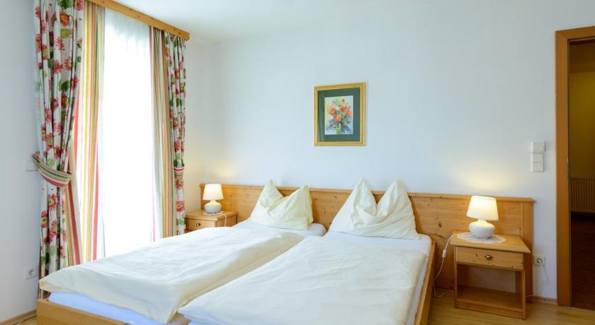 Pension Hiesel-Villa Untersbergblick Anthering ห้อง รูปภาพ