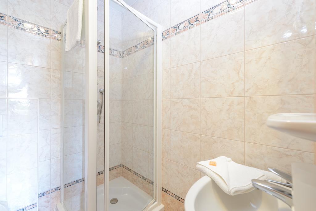 Pension Hiesel-Villa Untersbergblick Anthering ห้อง รูปภาพ