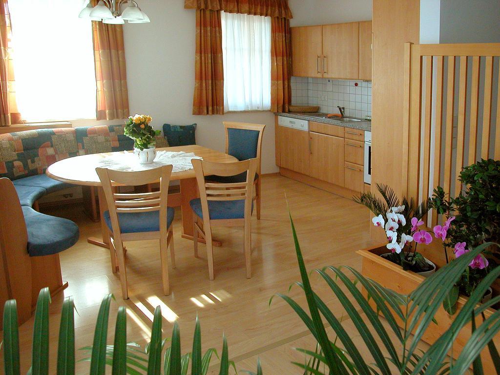 Pension Hiesel-Villa Untersbergblick Anthering ห้อง รูปภาพ