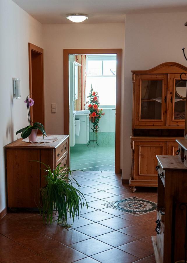 Pension Hiesel-Villa Untersbergblick Anthering ภายนอก รูปภาพ