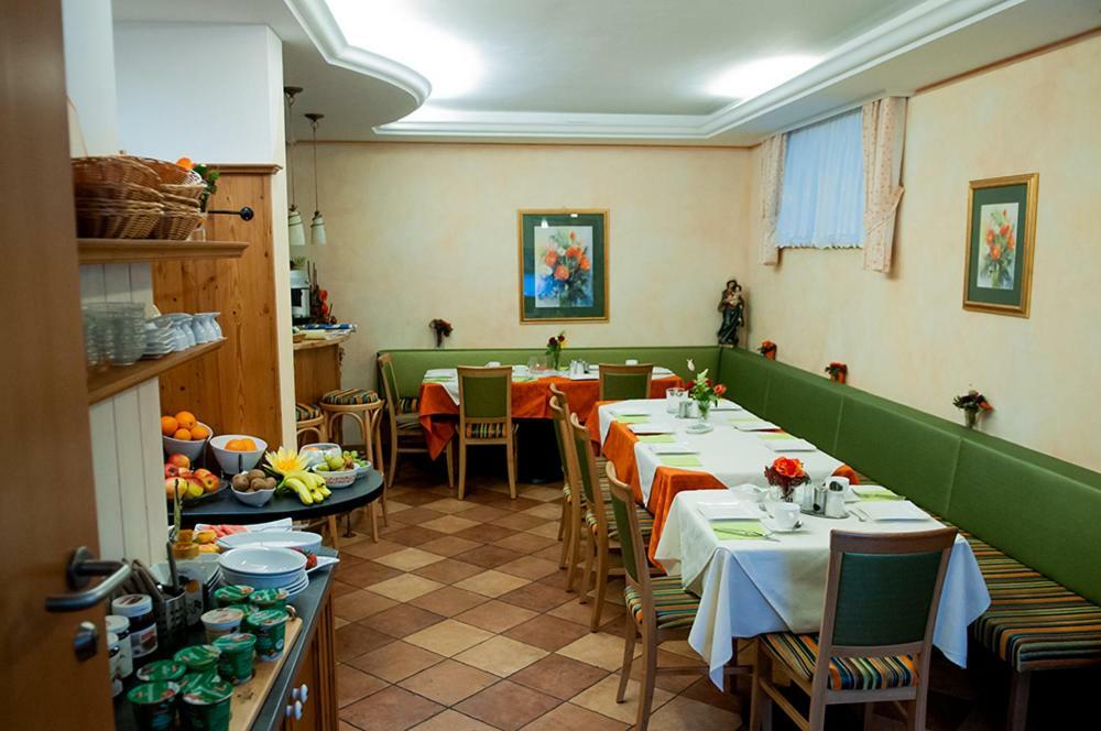 Pension Hiesel-Villa Untersbergblick Anthering ภายนอก รูปภาพ